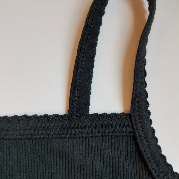 NEW Fitted Black Ribbed Spaghetti Crop Top - Picture 2 of 6